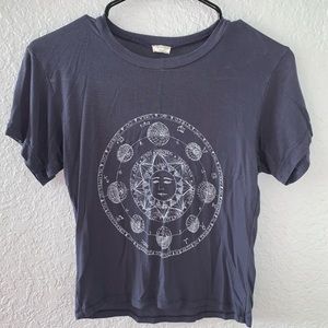 Women’s astrology top